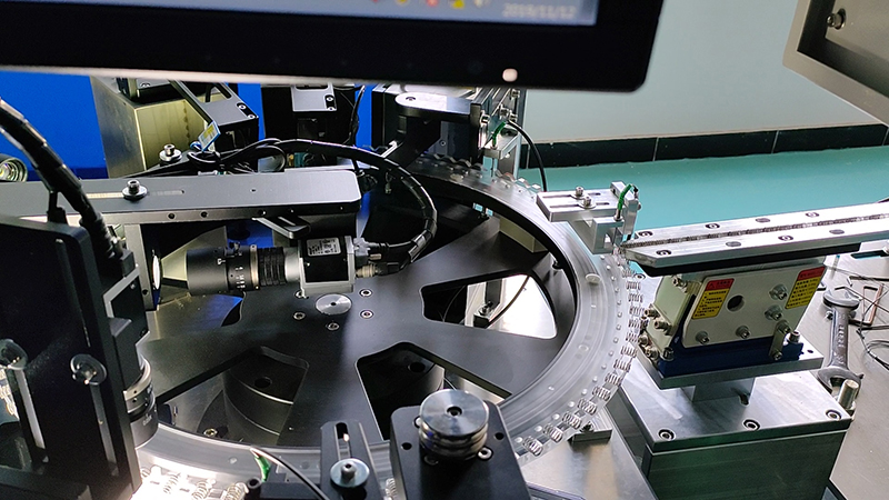 雅創(chuàng)光學(xué)篩選機(jī)