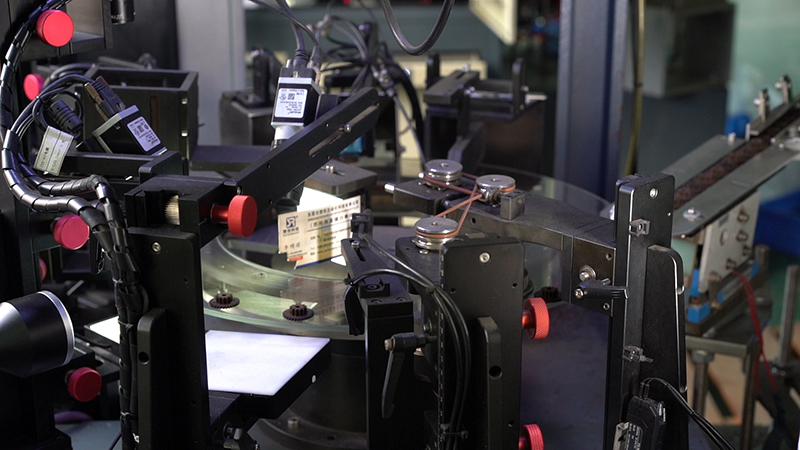 五金件視覺檢測設備.jpg 五金件視覺檢測設備.jpg